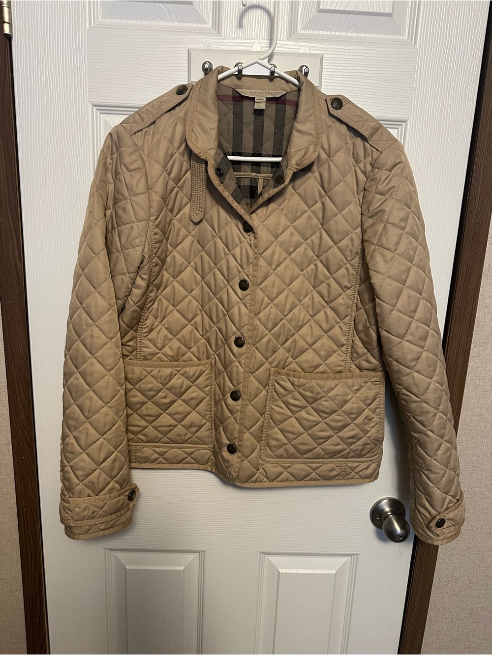 Burberry Quilted Jacket in Tan with Signature Check Lining